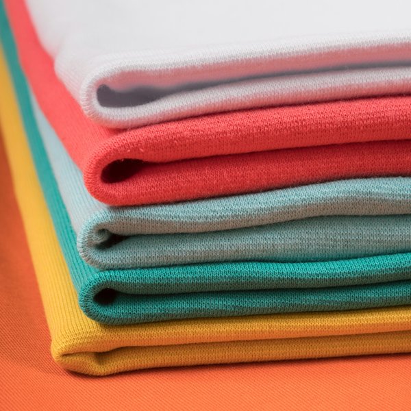 Grossiste tissus ameublement grande largeur : styles et avantages